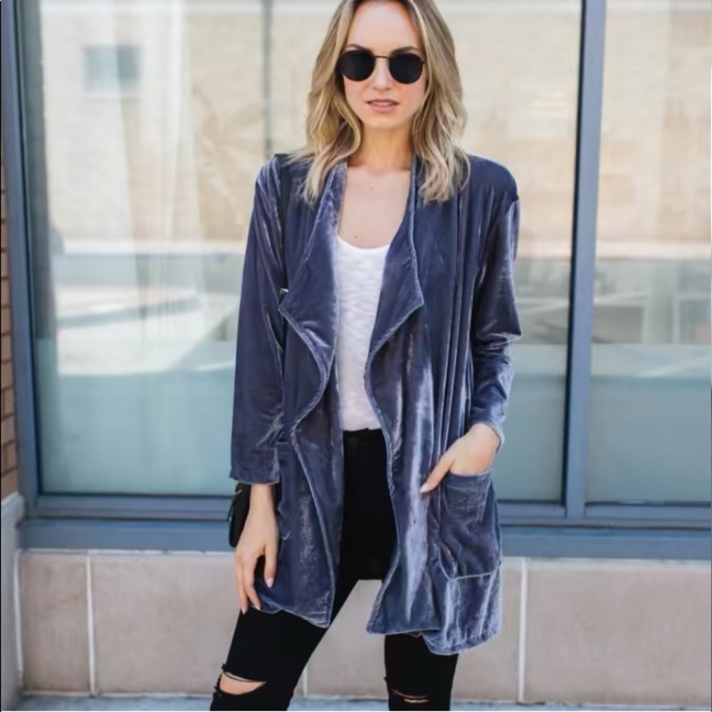Blue fog velvet drape cardigan size 2X